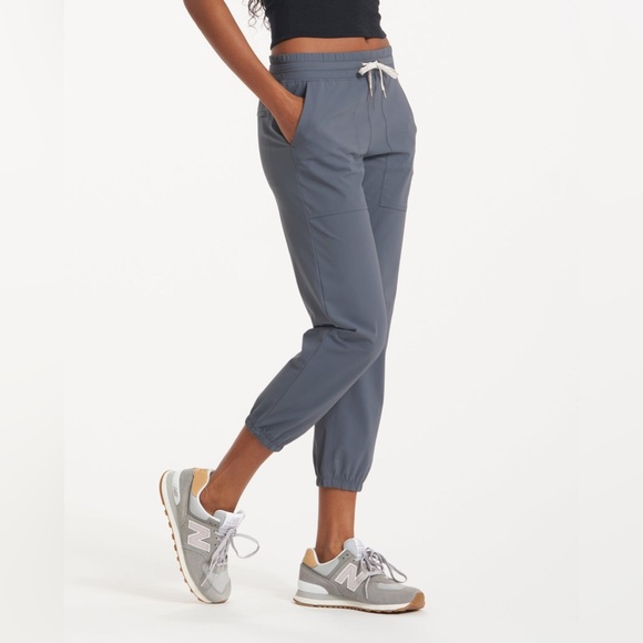 Vuori Women’s Miles Stretch Lightweight Performance Joggers in Azure size M - Picture 2 of 13